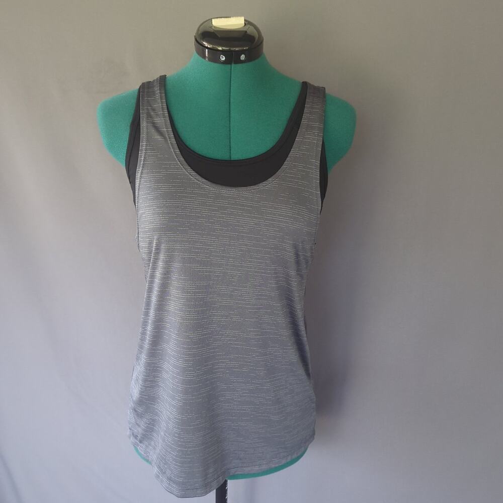 C9 Champion Gray Athletic Tank Built In Bra Tenniscore Athleisure
